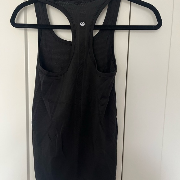 lululemon athletica Black Tank Top - Picture 2 of 3